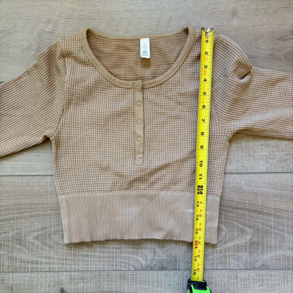 Aerie Oatmeal Long Sleeve Cropped Waffle Top - Picture 7 of 8